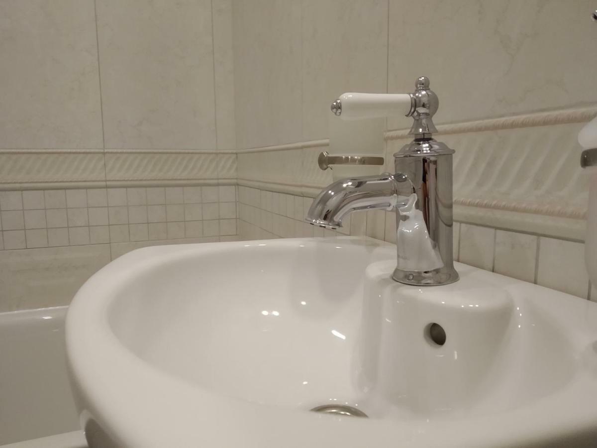 Vip Apartament Gomel Leilighet Eksteriør bilde